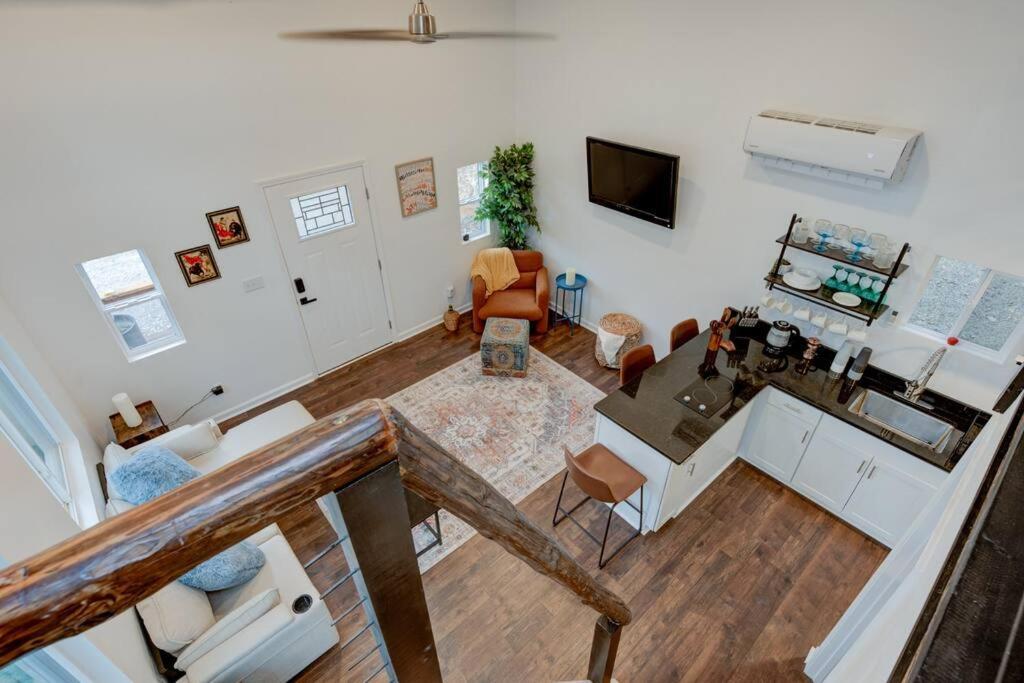 2 Bed 1 Bath-sleeps 5 To 6 Near Rrg Large Deck * Beattyville
