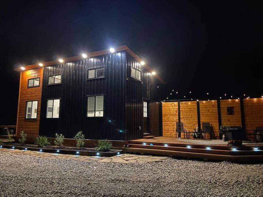2 Bed 1 Bath-sleeps 5 To 6 Near Rrg Large Deck * Beattyville